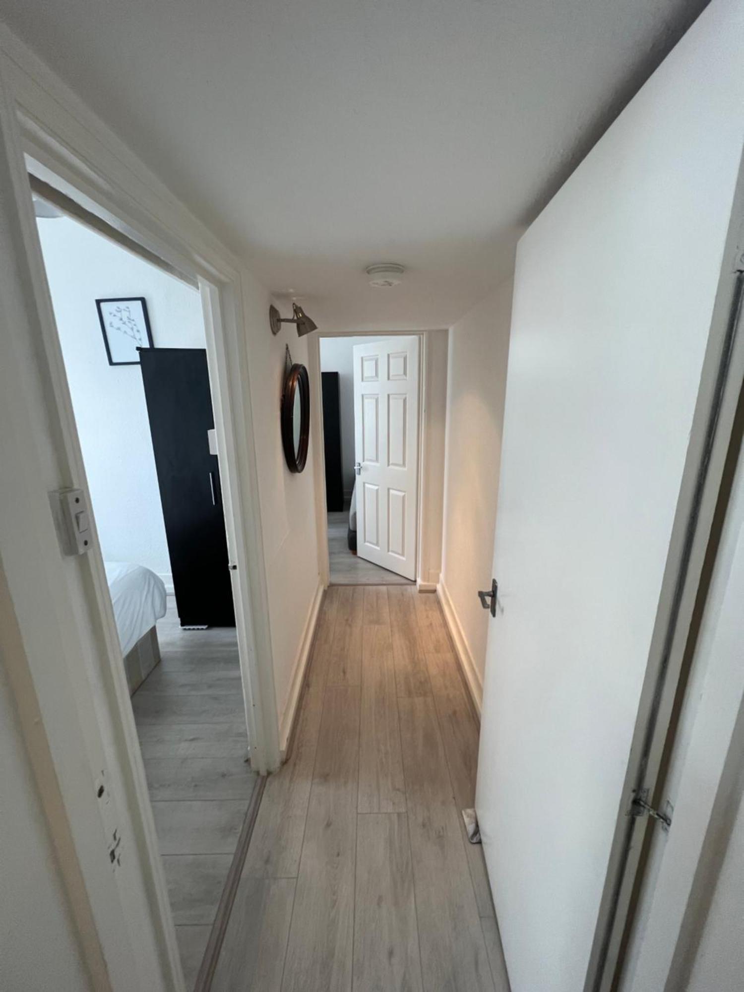Miles 4Floor Apartment London Exterior photo
